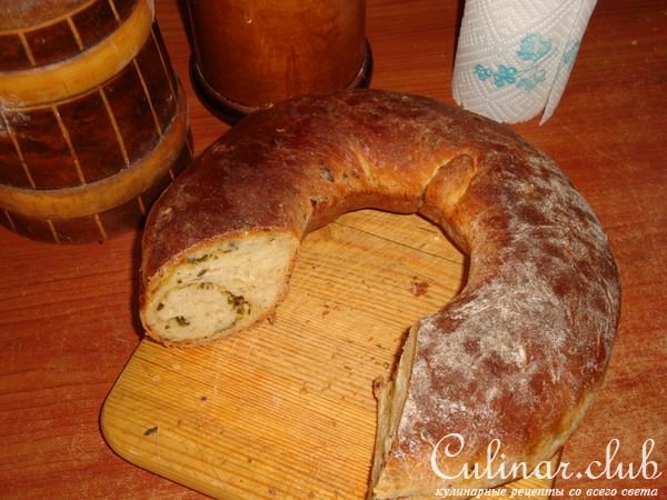 манно-пшеничный сырный хлеб с начинкой