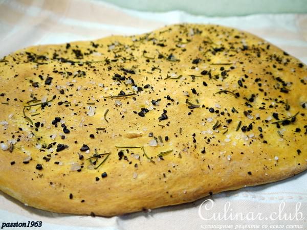 Фокачча с кофе и розмарином