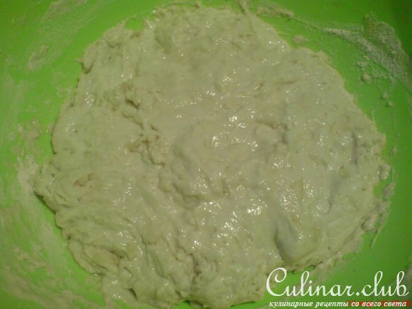 Фокачча с сыром, сладким перцем и зелёным луком