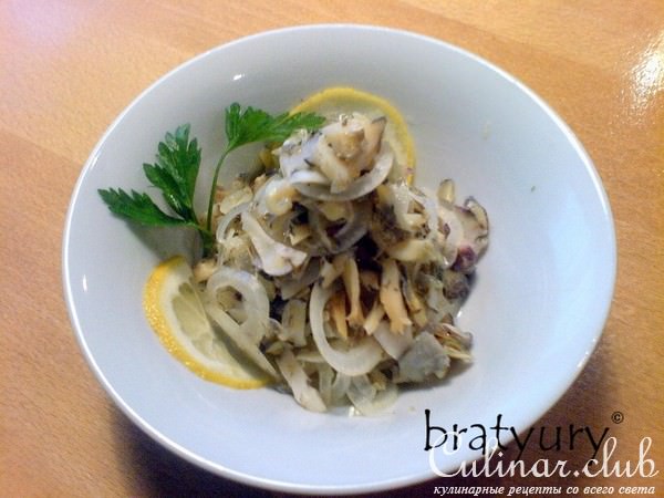Холодная закуска из мяса моллюска рапаны