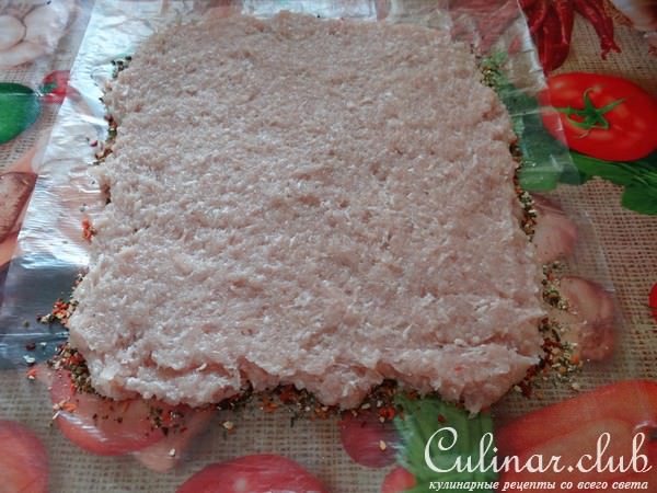 Рулет из куриных грудок