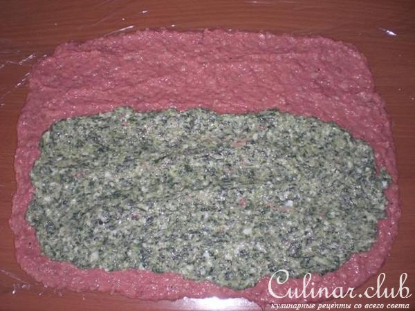 Рулет с куринными потрошками.
