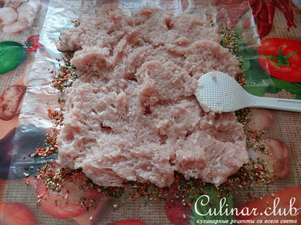 Рулет из куриных грудок