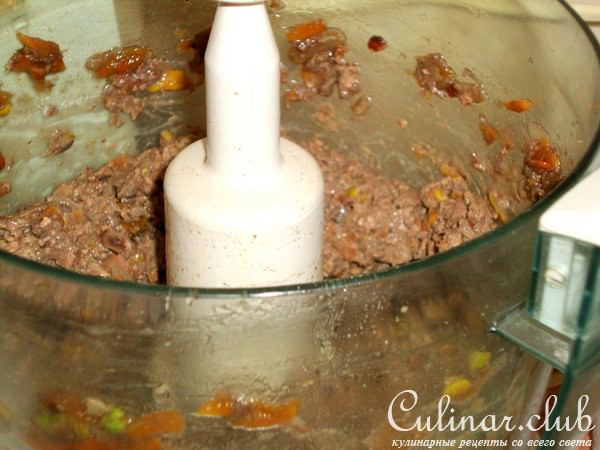 Паштет из куриной печени с фисташками