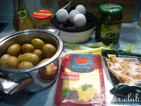 Картофельный салат с сыром