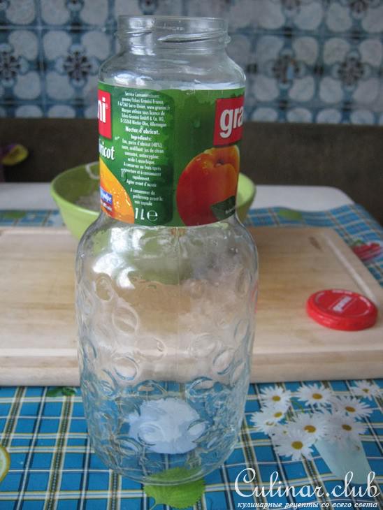 Фасоль в бутылке