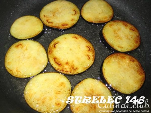Башенки "Постные" с соусом.
