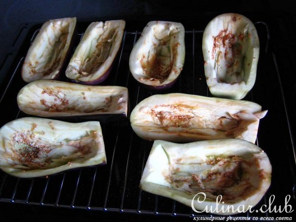 Лодочки из баклажанов