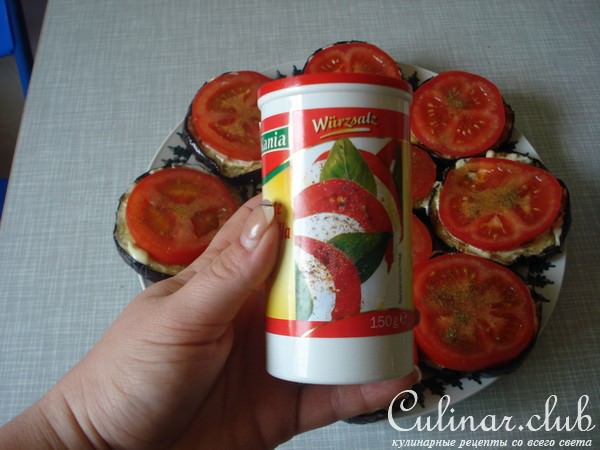 Башенки с моцареллой и баклажанами.