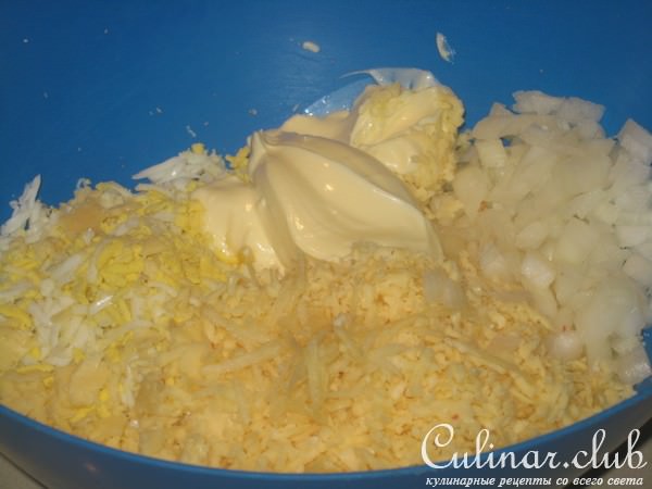 Шарики из крабовых палочек.