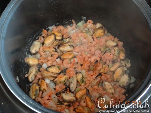 Закуска из морепродуктов с лавашем