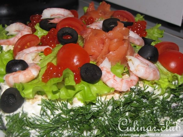 Рыбный закусочный мини-тортик.