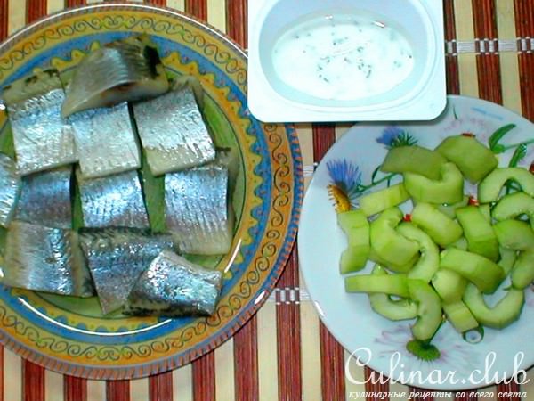 СЕЛЬДЬ В ЙОГУРТОВОМ СОУСЕ