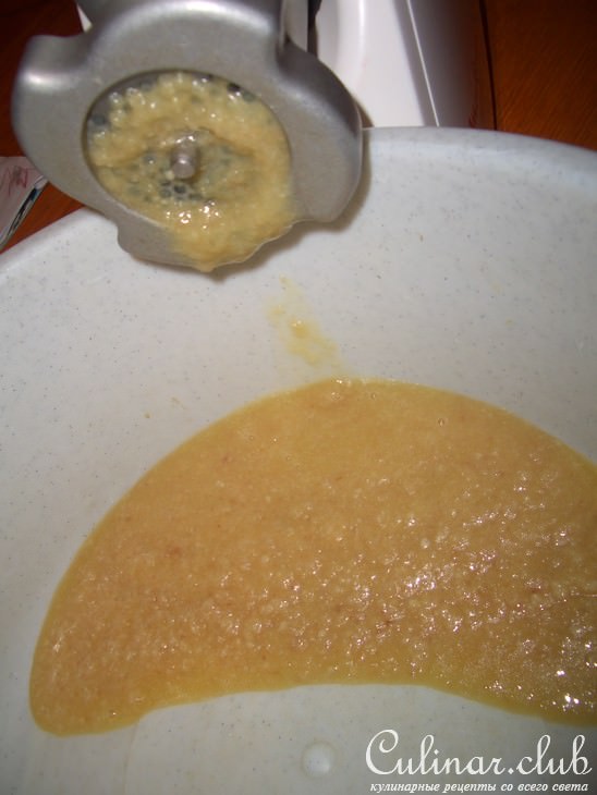 Маффины из куриного филе с мёдом.