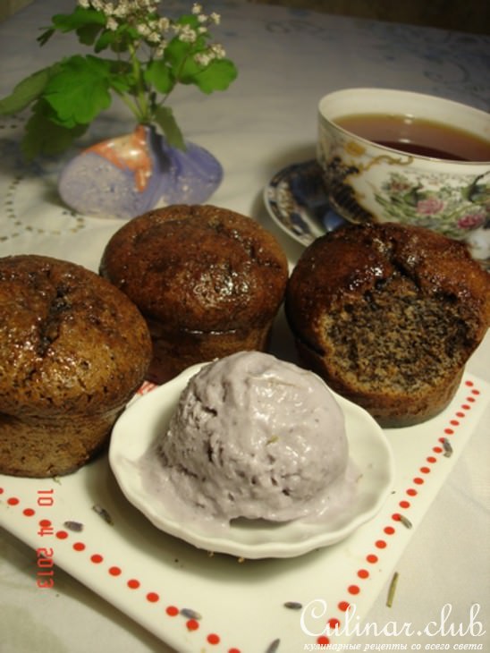 Маковые маффины без муки с лавандовым мороженым