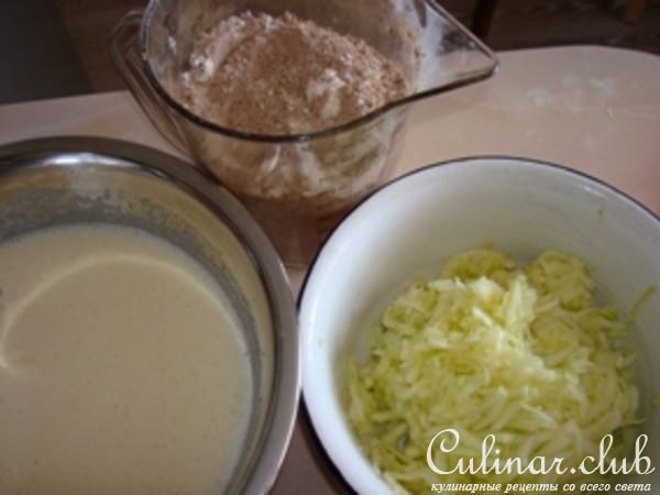 Шоколадный кекс с кабачком