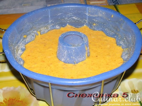 Тыквенный кекс с лимонной помадкой и грецким орехом