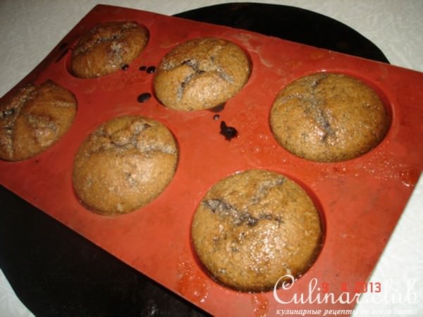 Маковые маффины без муки с лавандовым мороженым