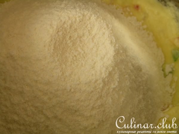 Кексы в подарок с лимоном, цукатами и курагой