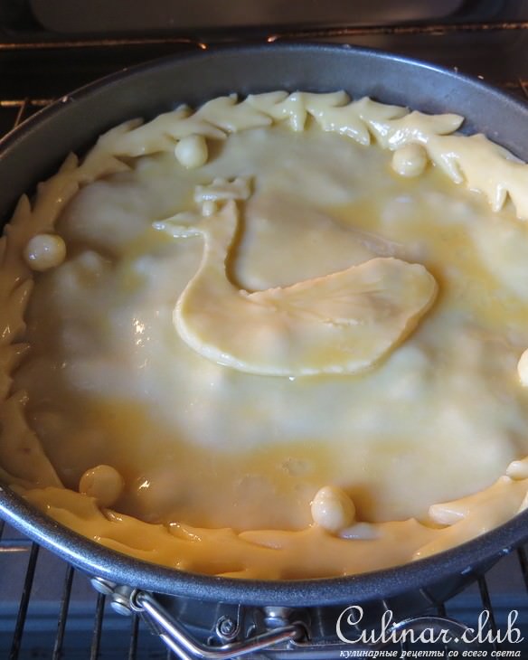 Пирог «Семейный» с уточкой и грибами