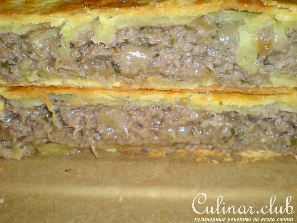 Пирог с говядиной и луком