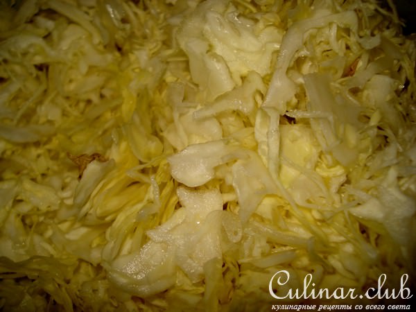 Пирог с капустой и яйцами