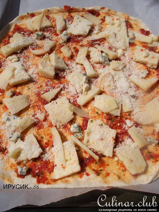 Fig and Prosciutto PIZZA / Пицца с инжиром и прошюто на без дрожжевом тесте "пяти минутка" Дуэль!