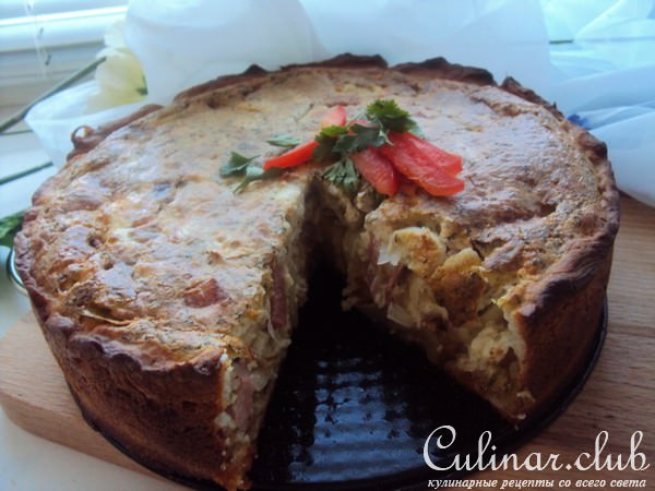 Эльзасский пирог с луком и ветчиной