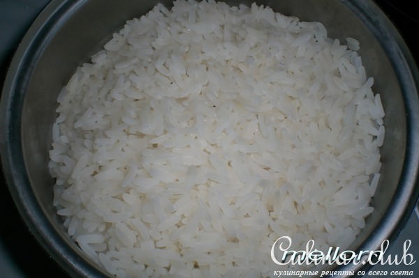 Рыбный пирог-запеканка с рисом