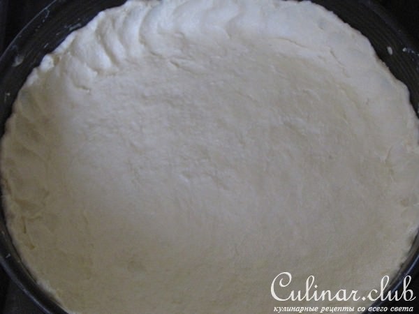 Пирог с сыром и грибами.
