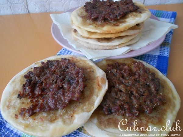 Ламаджо или армянская пицца