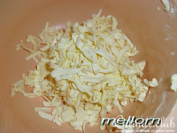 Киш с творогом и зеленью