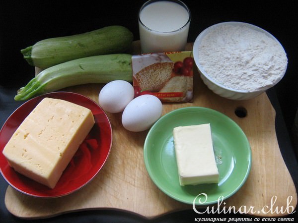 Не обыкновенно вкусный сырно-кабачковый пирог.