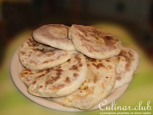 Лепешки с сыром и зеленью