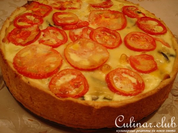 Киш с фаршем и овощами