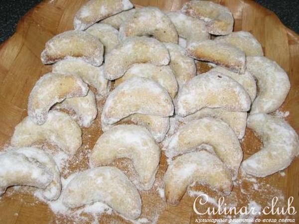 печенье "полумесяцы" с грецкими орехами
