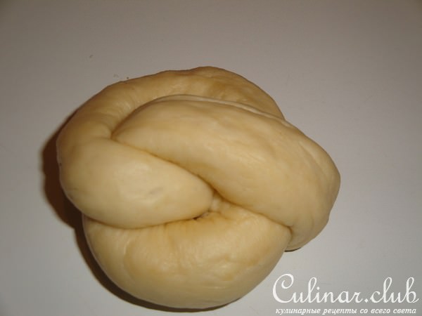 Плетёные булочки