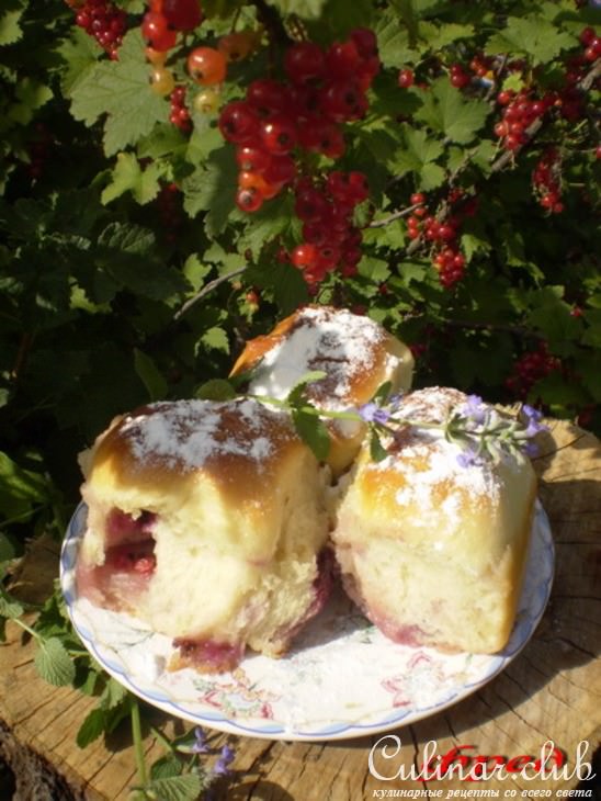 фруктовые булочки с ароматом мелиссы