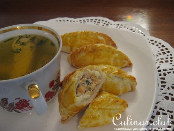 Кибинай с рыбой.