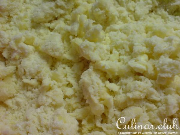 Ватрушки со сливами и крошкой/Datschi-Taler mit Streuseln
