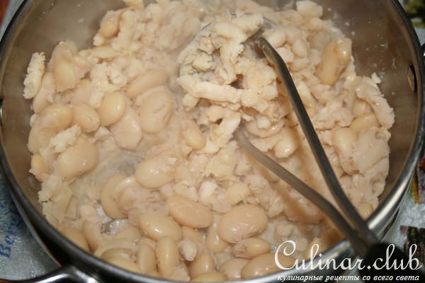 Пирожки «С фасолью и маком»