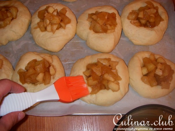 Яблочные ватрушки