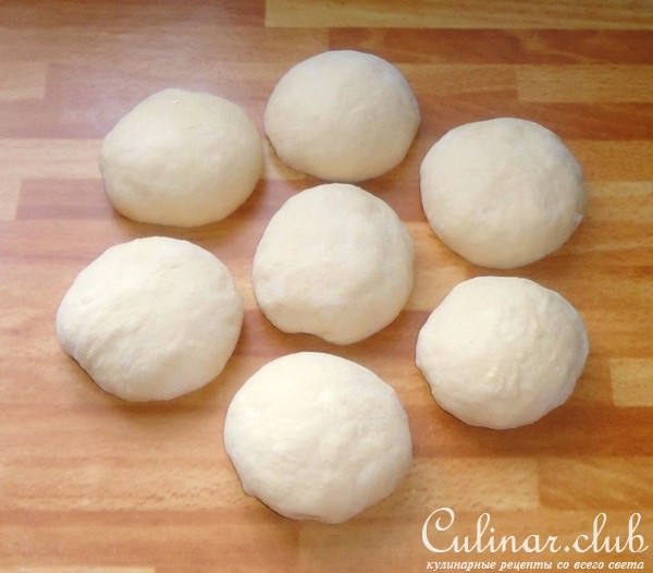Томатные бублики с кунжутом (постные)