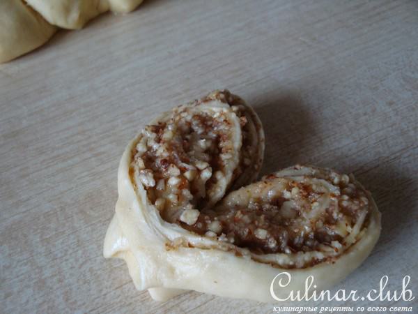 Сердечные булочки-плюшки с миндалем. Вкусно и красиво!