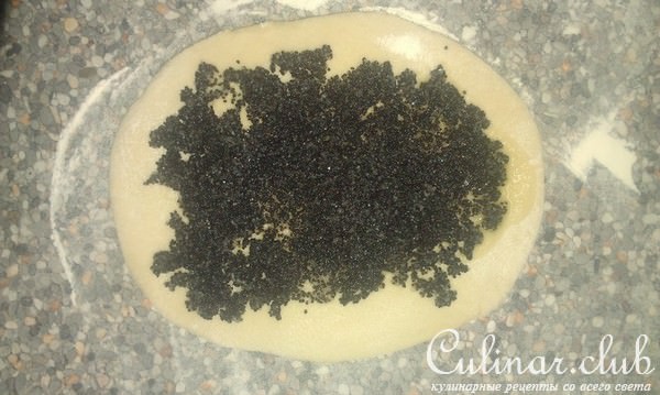 Сахарные плюшки с маком