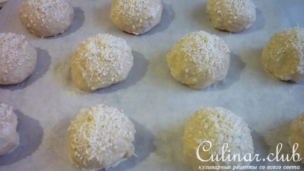 Пирожки-булочки с капустой +пышка со сметаной (тесто без дрожжей)