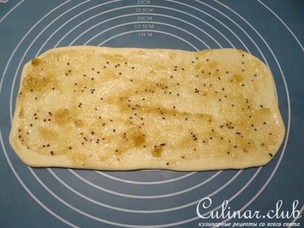 Булочки с джемом из киви