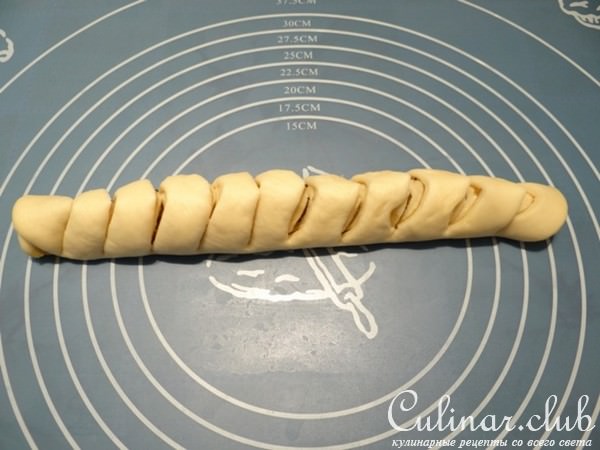 Булочки с джемом из киви