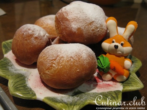 Пончики ( без дрожжей ) в медовом сиропе