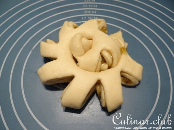 Булочки с джемом из киви
